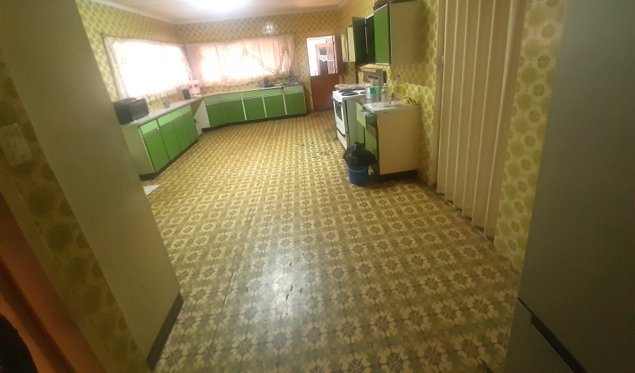 4 Bedroom Property for Sale in Mohadin North West